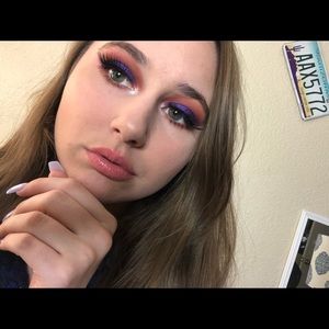 Meet your Posher, Madelyn